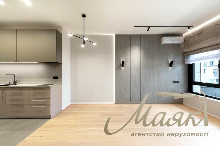 Продаж стильної квартири 45м2 з новим ремонтом і технікою в ЖК UNIT.Home | ЮНІТ.Хоум