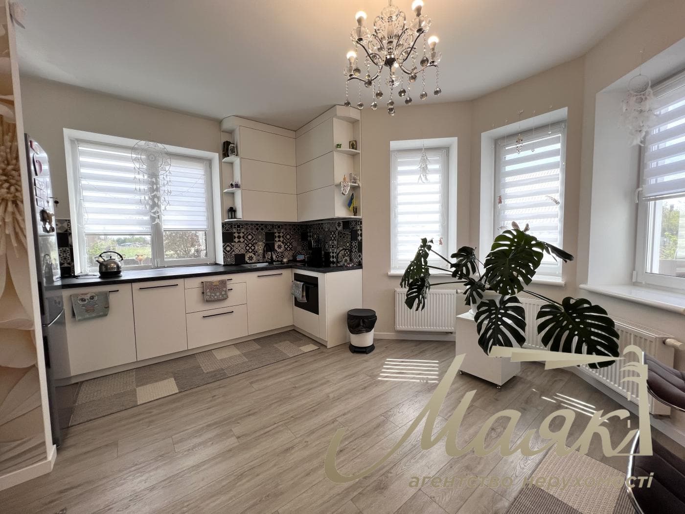 Rent 3-storey house 177m2, s.Skibin, Brovarsky district