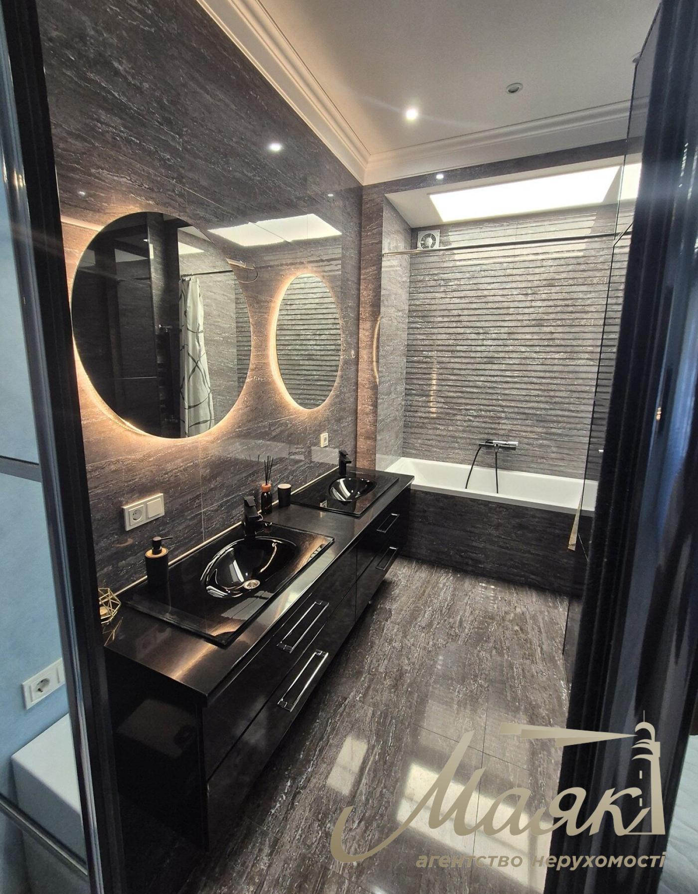 Rent duplex 3-bedroom apartment 150m2 Residential Complex Podol Grad str. Degtyarnaya 7