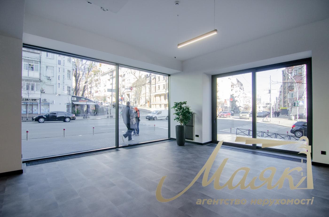 Commercial space for rent (643 m²) in the Infinity Business Center, Saksaganskogo Street, Downtown, Kyiv
