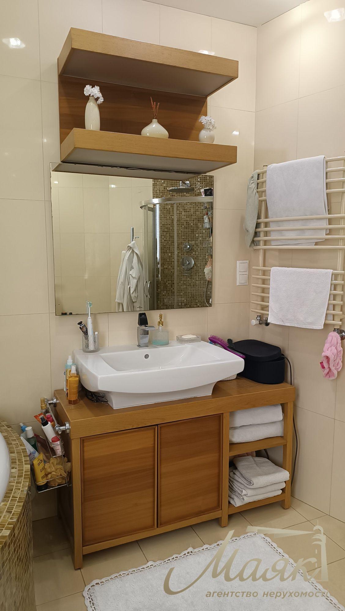 For sale house 470m2 str Brodovska with. Chapaevka / Vita-Litovska, Kyiv, Goloseevsky r-n.