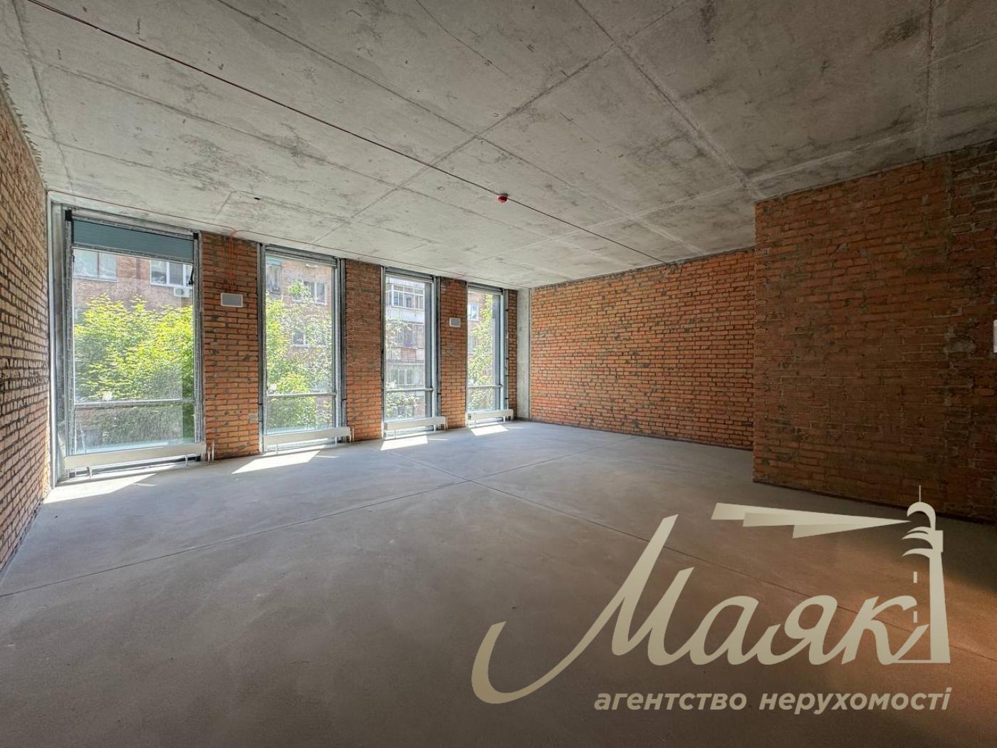 Оренда фасадного 110м2 приміщення ЖК Трініті вул. Тютюнника, 39/2