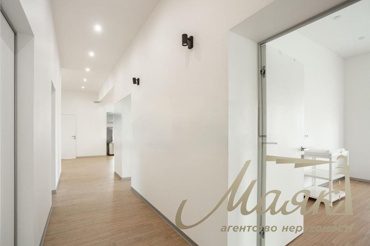 House for Rent, 180 m², Vita-Pochtoyeva, Kyiv-Svyatoshyn District