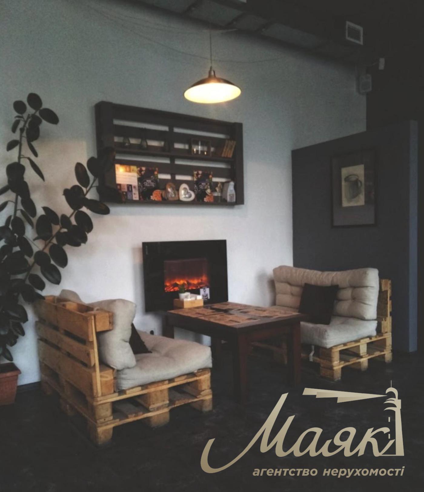 Rent a facade room 120m2 in LCD "Perlina Cadet Guyu" Ernst Fedor str., Chokolovka, Kiev