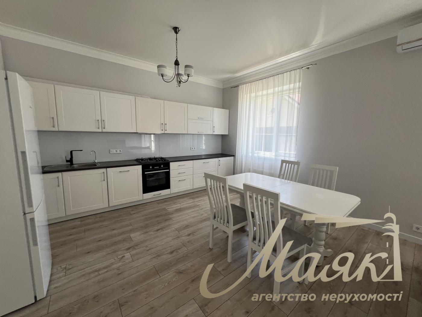 Оренда 2-х поверхового будинку 165м2, Козин