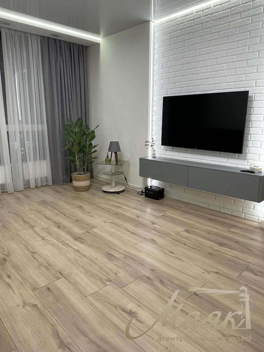 Оренда 3-кімнатної квартири ЖК Французький Квартал 2 вул. Джона Маккейна 3а