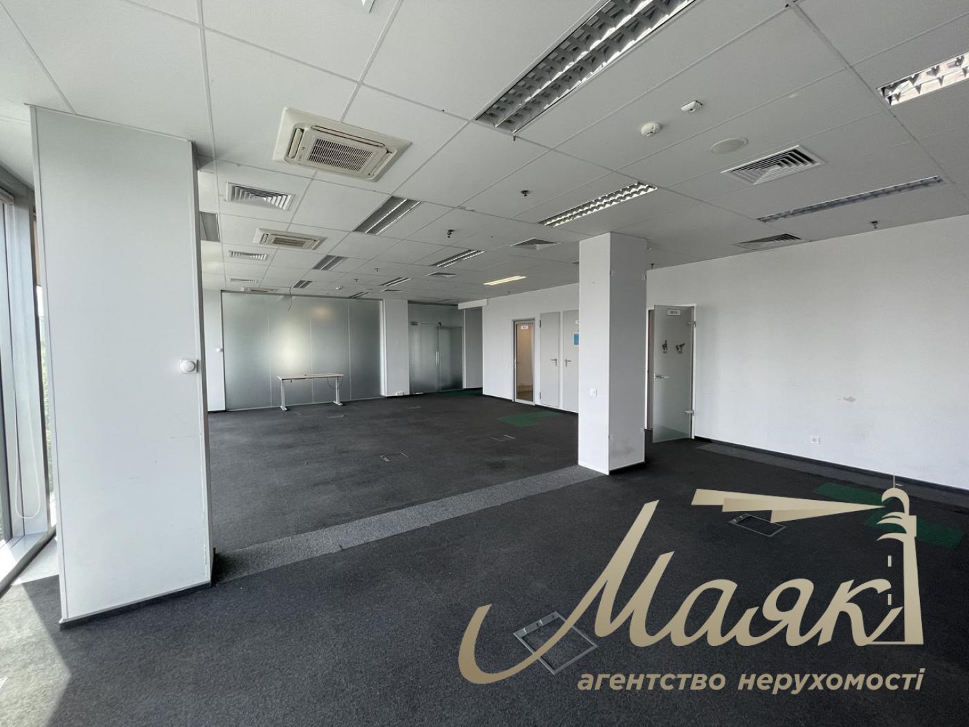 Office rent 715m2 in the center, st. Leipzigskaya, Pechersk