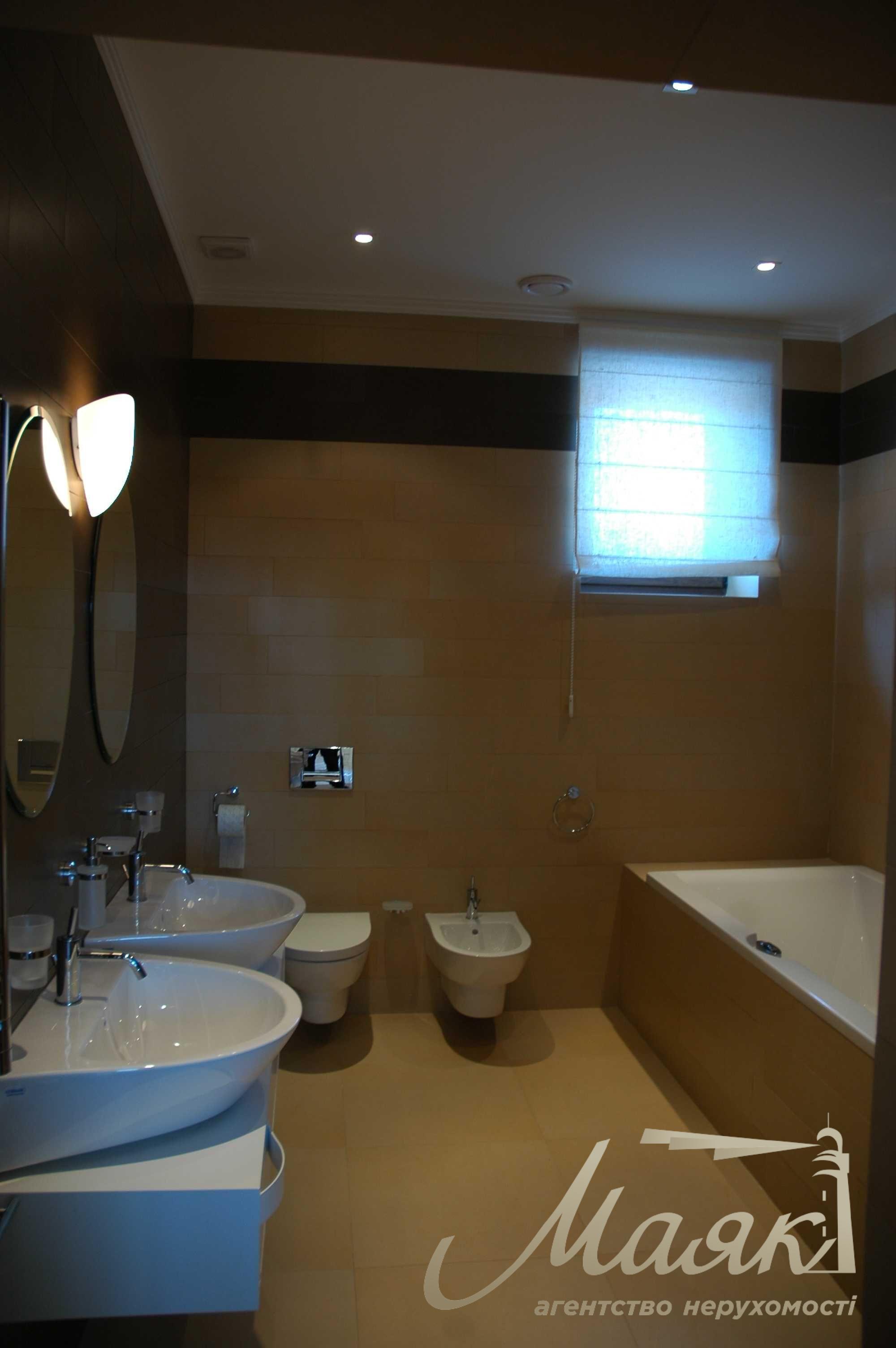 Оренда будинку 260м2 з басейном у Лісниках. КМ "Зелений Гай"