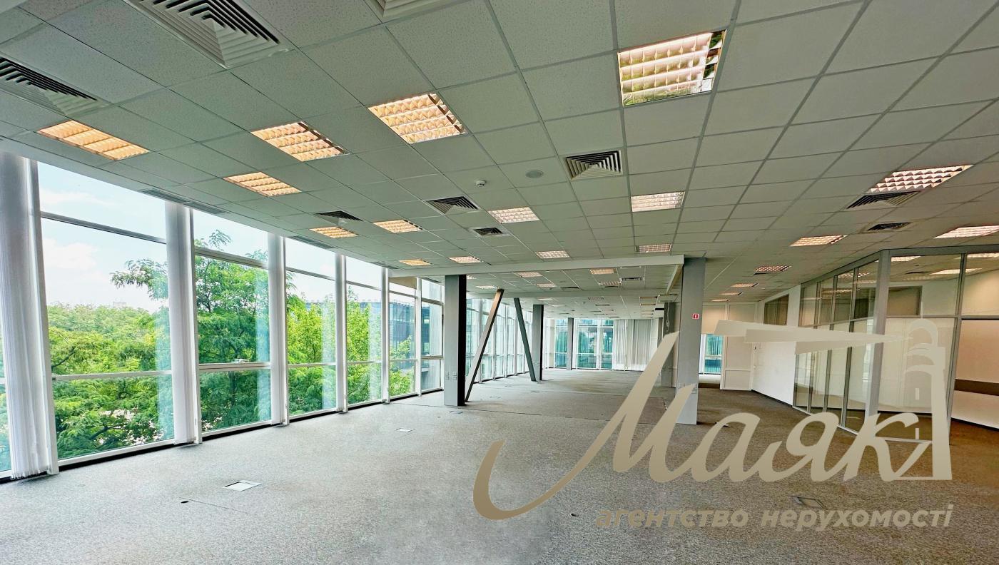 Аренда офисного помещение 652м2 с в бизнес центре, Соломенка