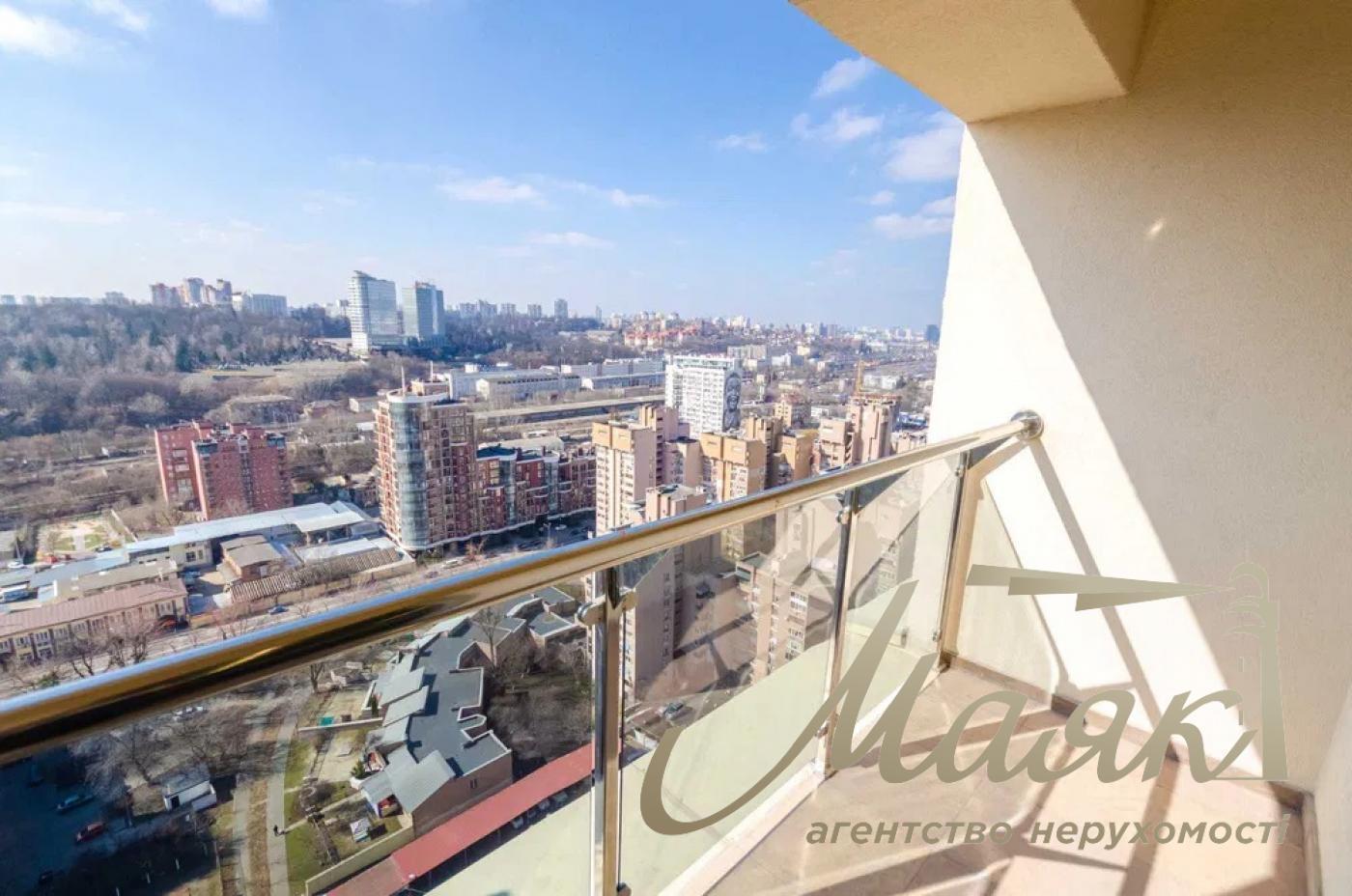 Оренда офісу 190м2, Голосіївський р-н, вул. Антоновича