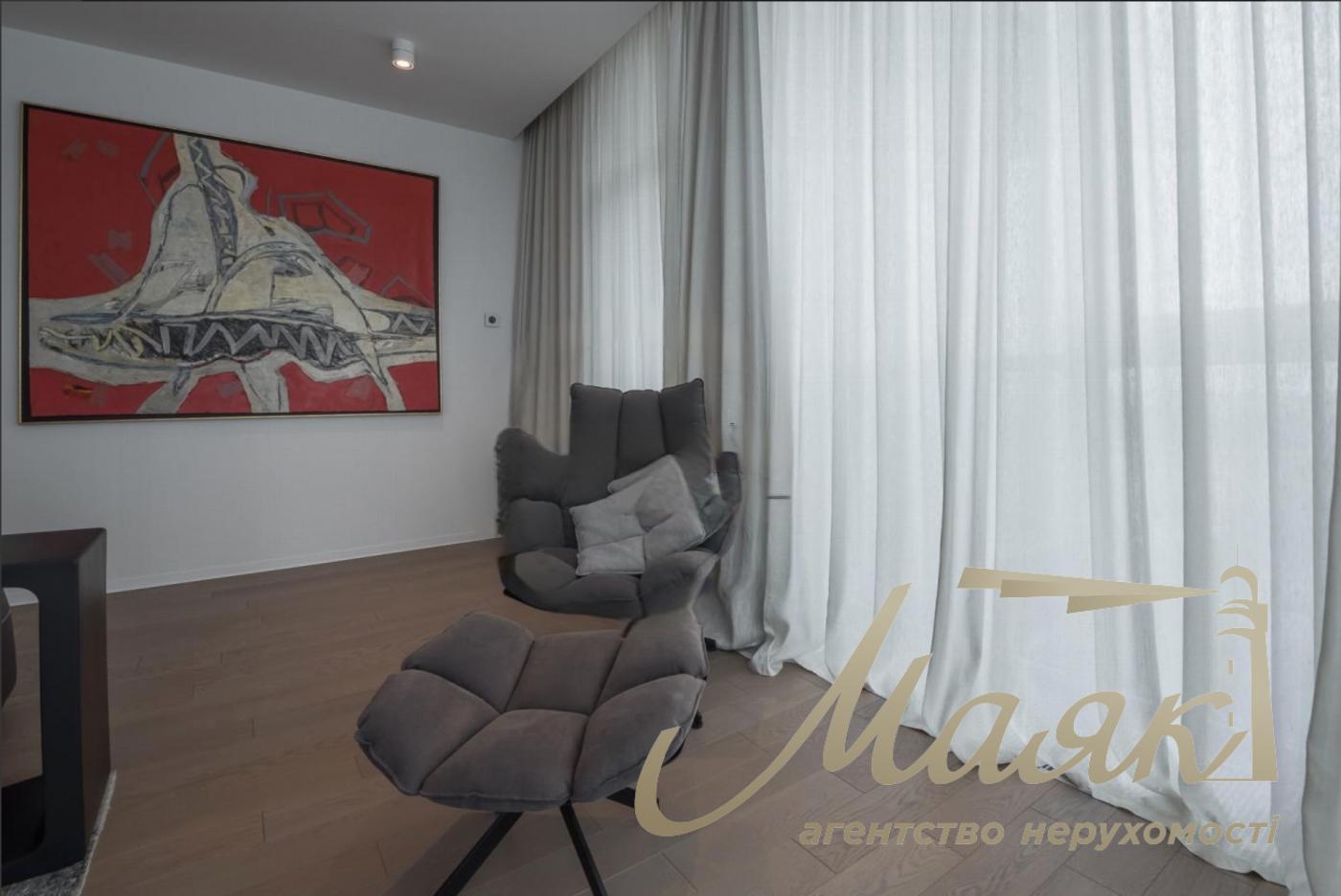 Rent 4-bedroom apartment 200m2 in LCD Novopecherskie Lipki, Andriy Verkhoglyada Street/Dragomirov Street, Pechersk, Kiev