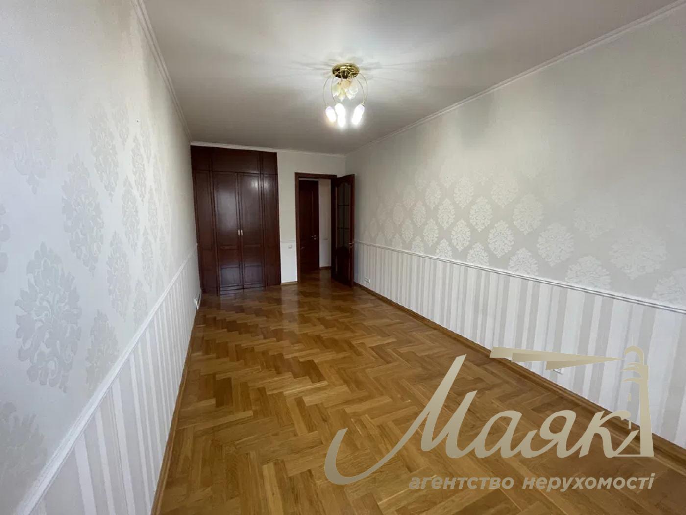 Оренда 4к квартири (217м²) по вул. Паторжинського 14, Центр