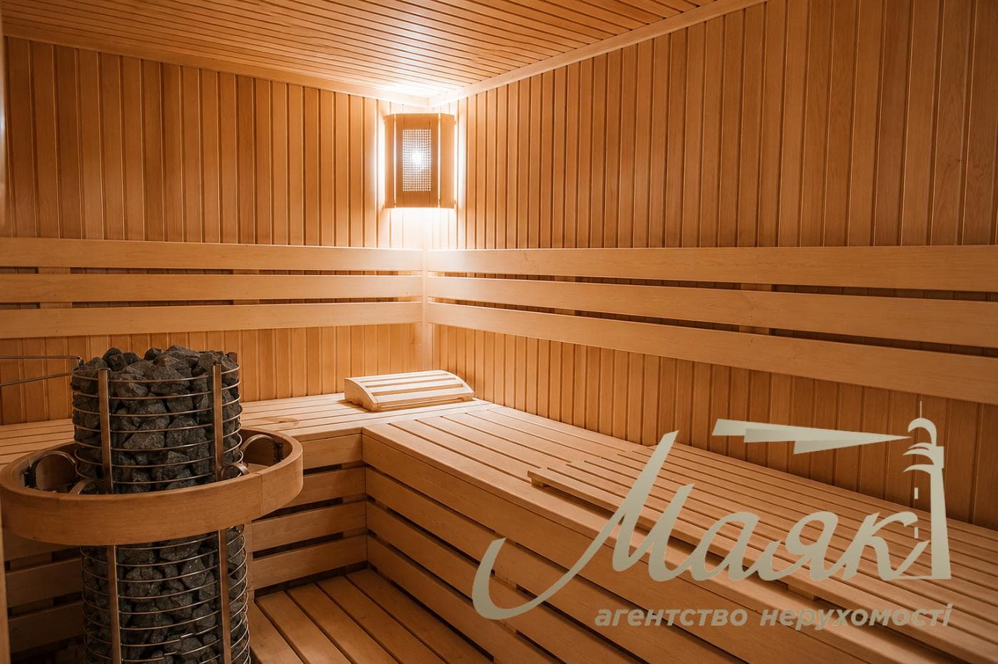 Продаж заміської резиденції на березі річки Стугна. 25 км від Києва, Одеський напрямок