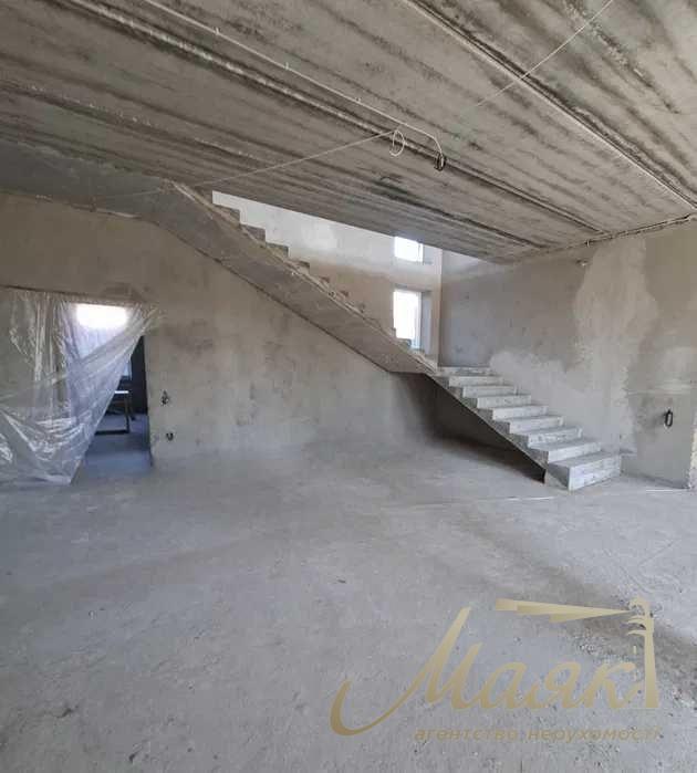 Продажа дома 472м2 с. Лесники, КГ «Хутор Ясный» Обуховское направление, Киевская область.