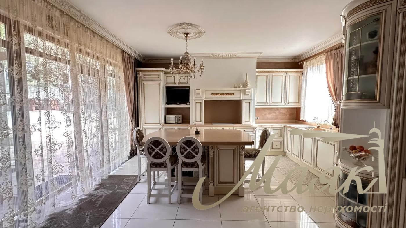Продаж елітного будинку в Козині 390м2, 22 сотки землі, Козин/Конча Заспа, Дамба, Обухівський напрямок, Київська область.