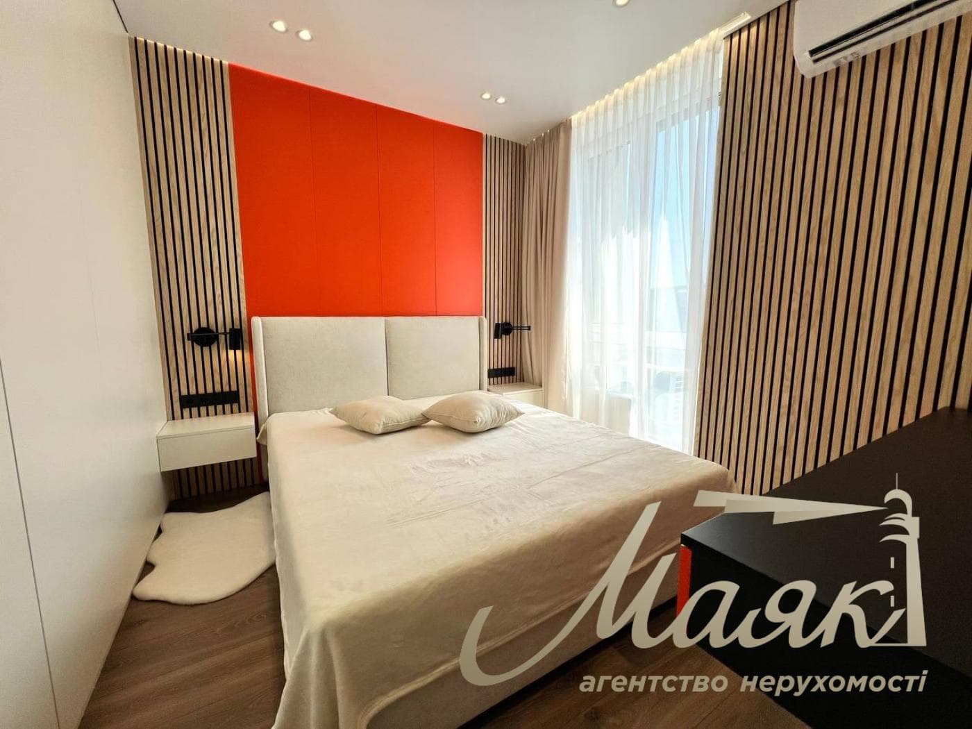 2-room apartment for sale, 40 m², Slavutich Residential Complex.