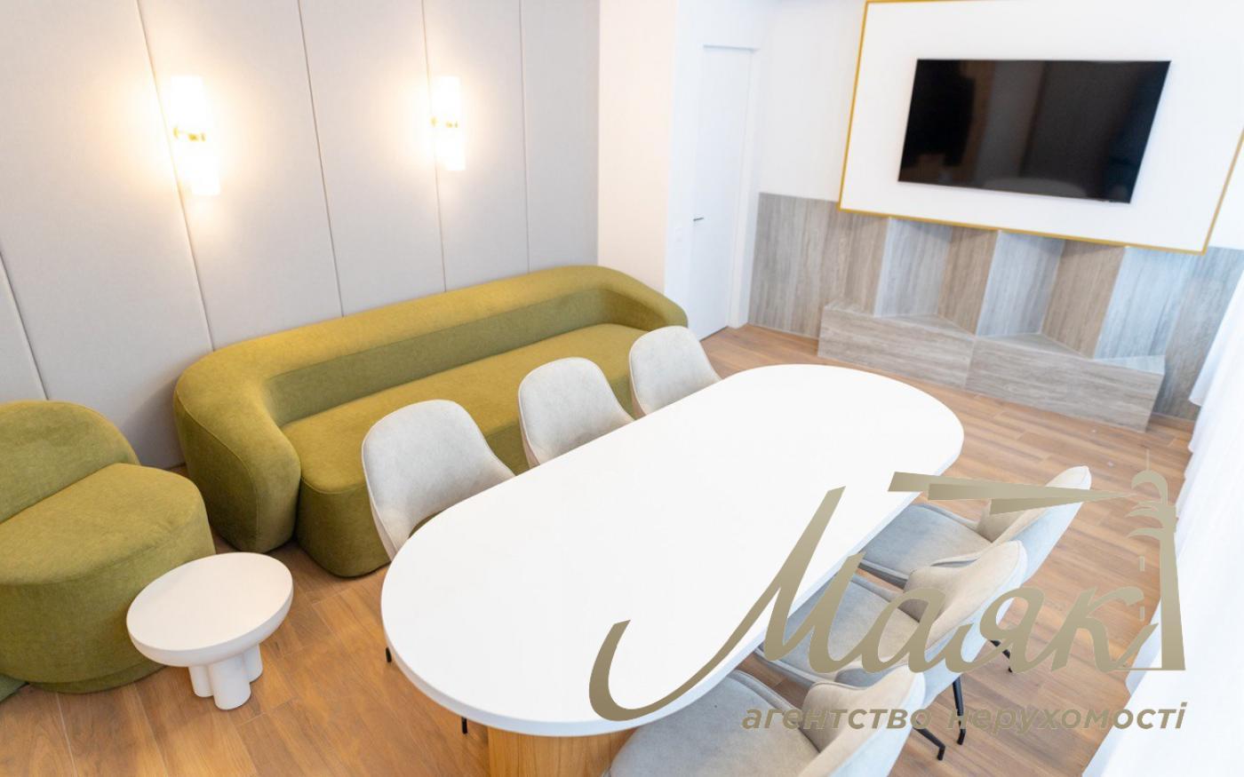 Оренда мебльованого офісу ЖК Busov Hill вул. Бусловська