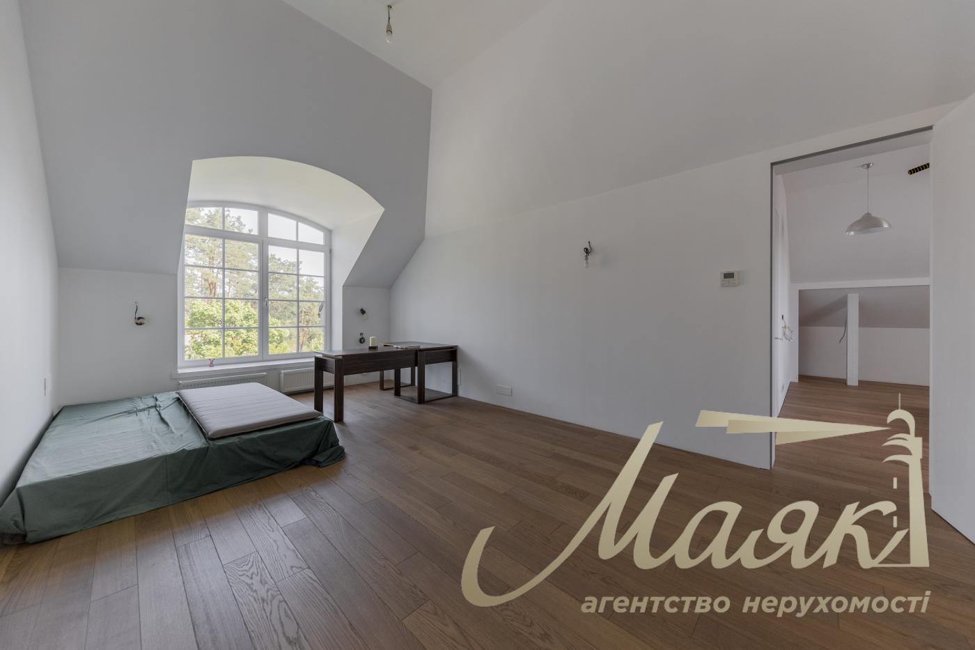 Продажа загородной резиденции в с.Капитановка, Киево-Святошинский р-н