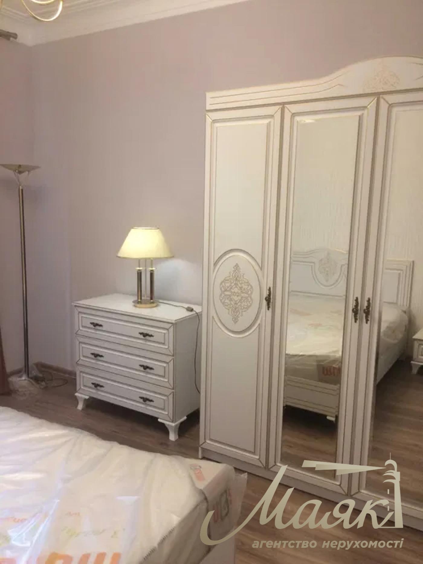 Продаж 2-х кімнатної квартири за адресою пров. Гордієнка 10