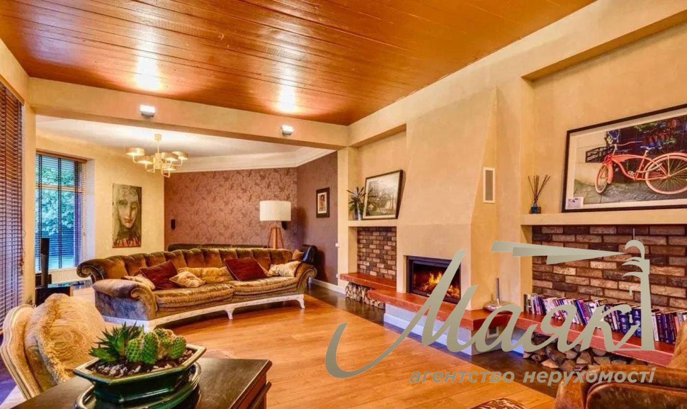 Modern house for sale with swimming pool and decorative pond, area Koncha-Zaspa