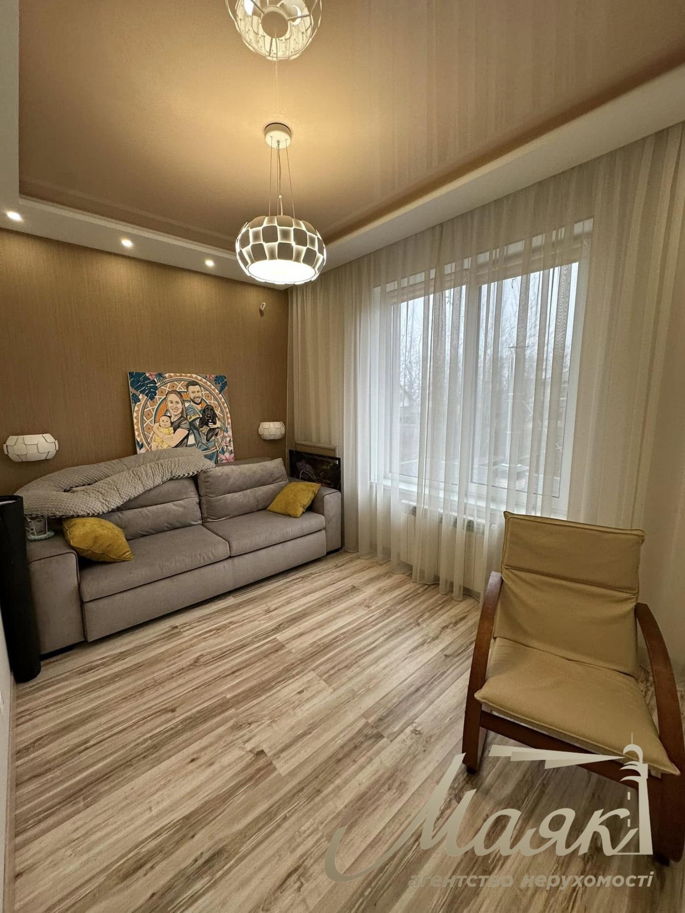 Продажа дома с ремонтом на Петропавловской Борщаговке, Киев.