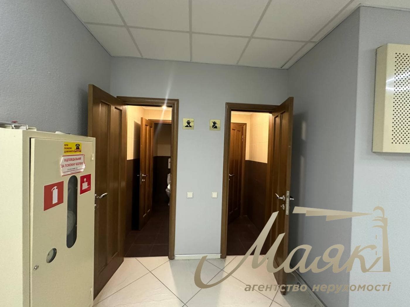 Оренда офісу площею 500 м² на провулку Крестовому, 2, Арсенальна.