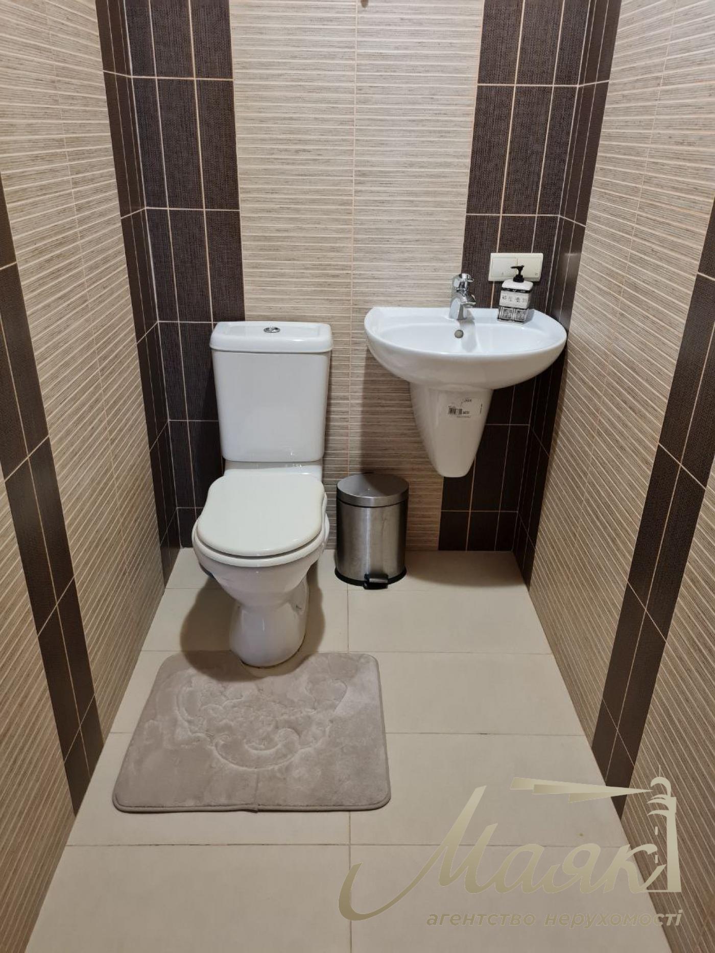 Rent 3-room apartment (140 sq. m.) Demievka, Saperno-Slobodskaya st. 22