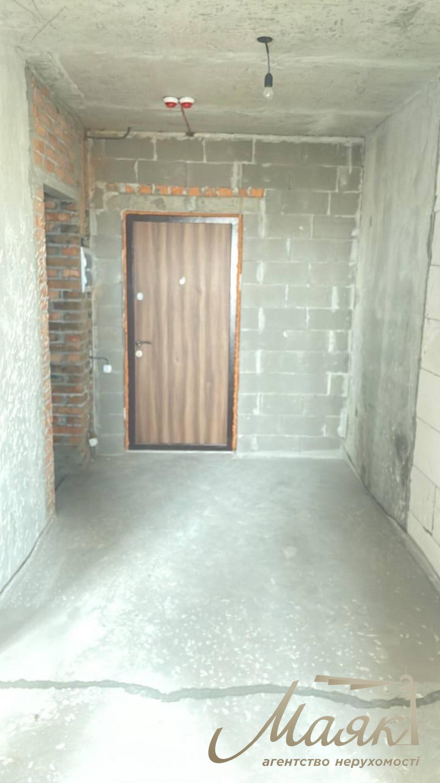 Sale of 3-room apartment in residential complex Svitlo Park, Naddnipryanskoe shosse, Vydubychi