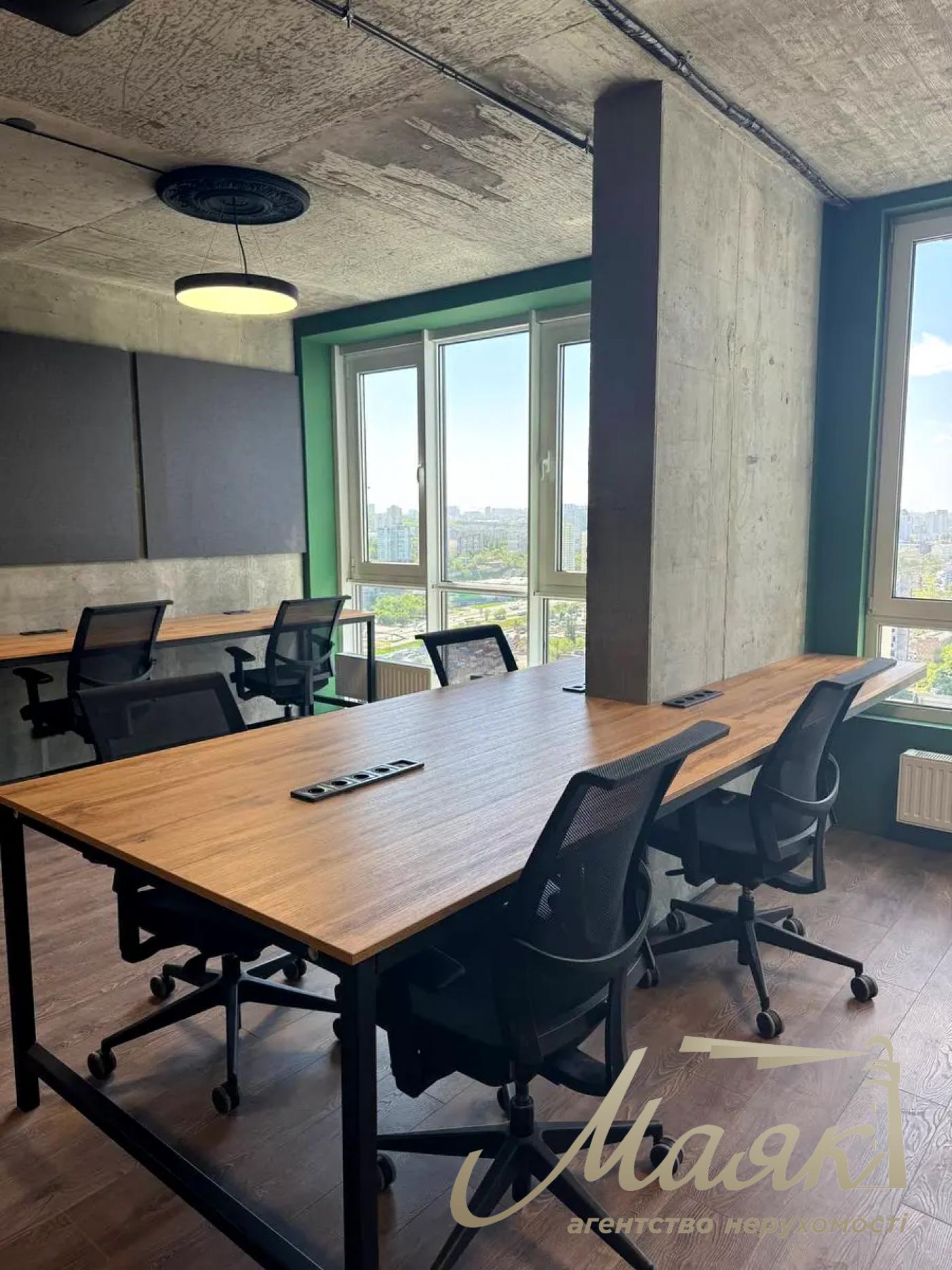 Office for rent 230m2 in LCD Novopecherskaya Tower, Boychuk str.