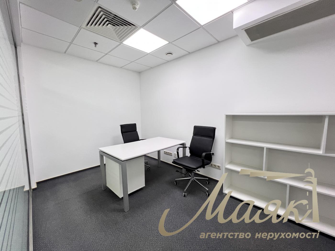 Оренда офісу 77 кв.м в БЦ Леонардо по вул. Богдана Хмельницького 52/17