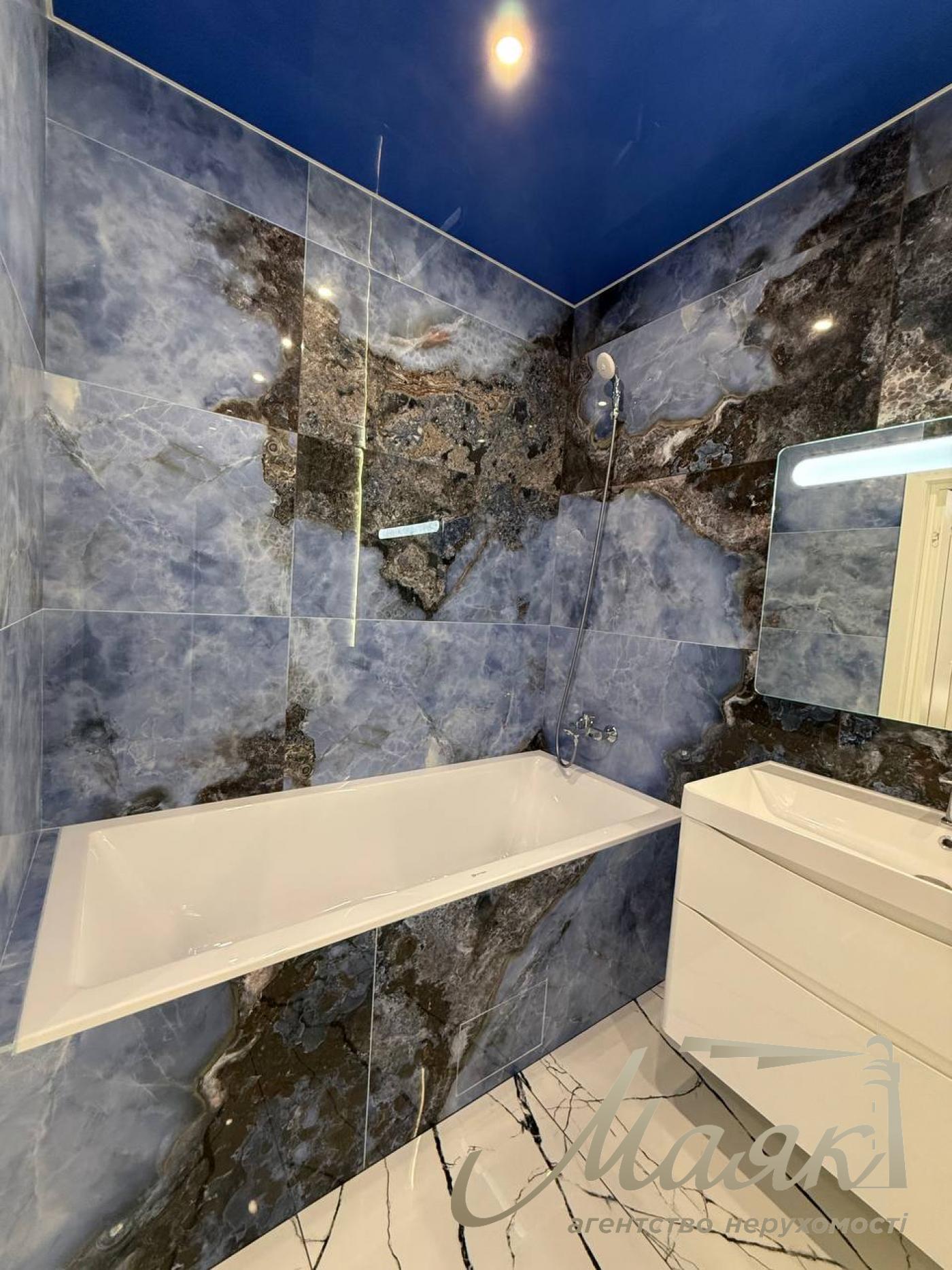 Sale of a 2k apartment in the Respublika residential complex with renovation