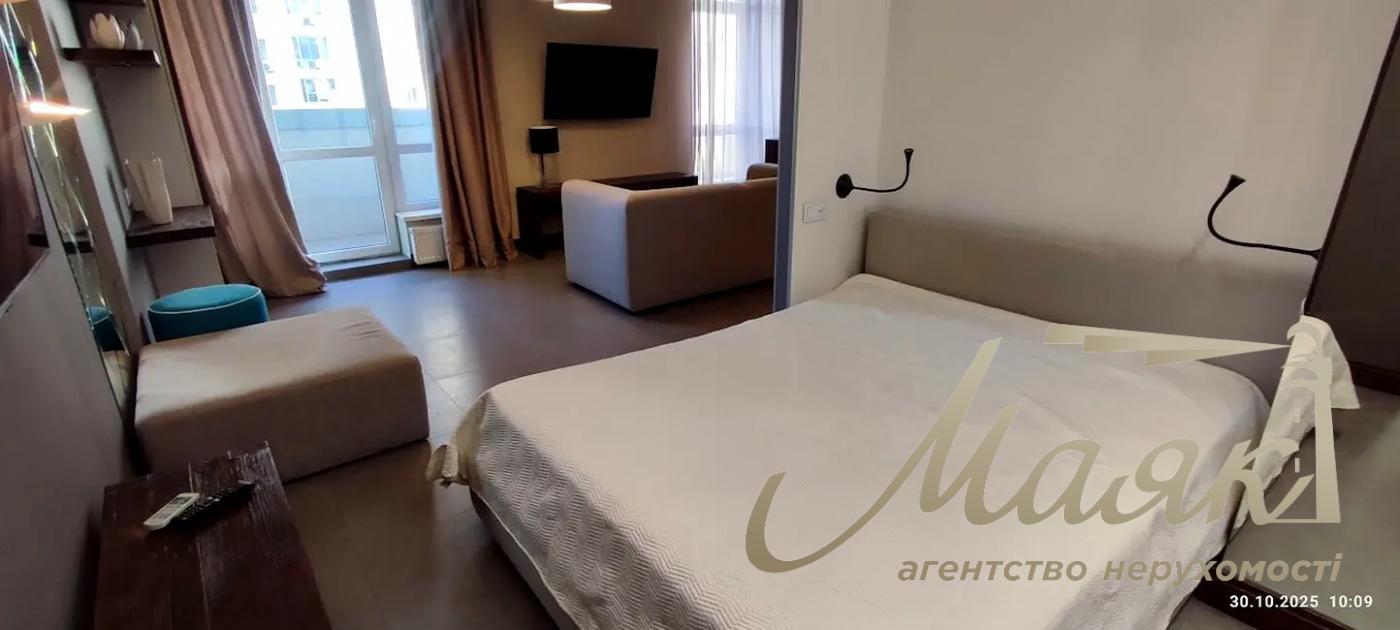 Rent 1k studio apartment in Residential Complex Novopecherskie Lipki