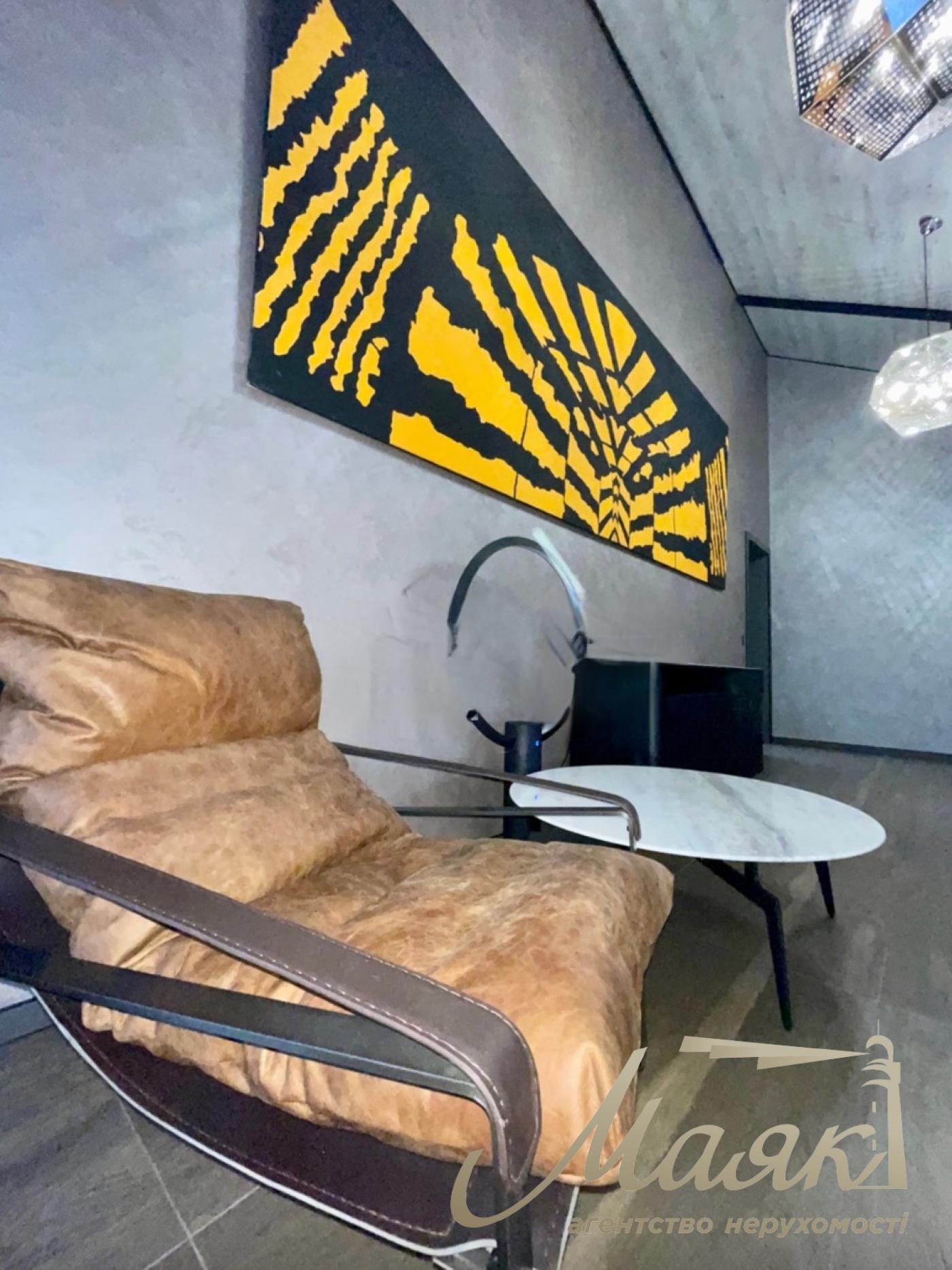 Продажа дома 400м2 в с.Плюты