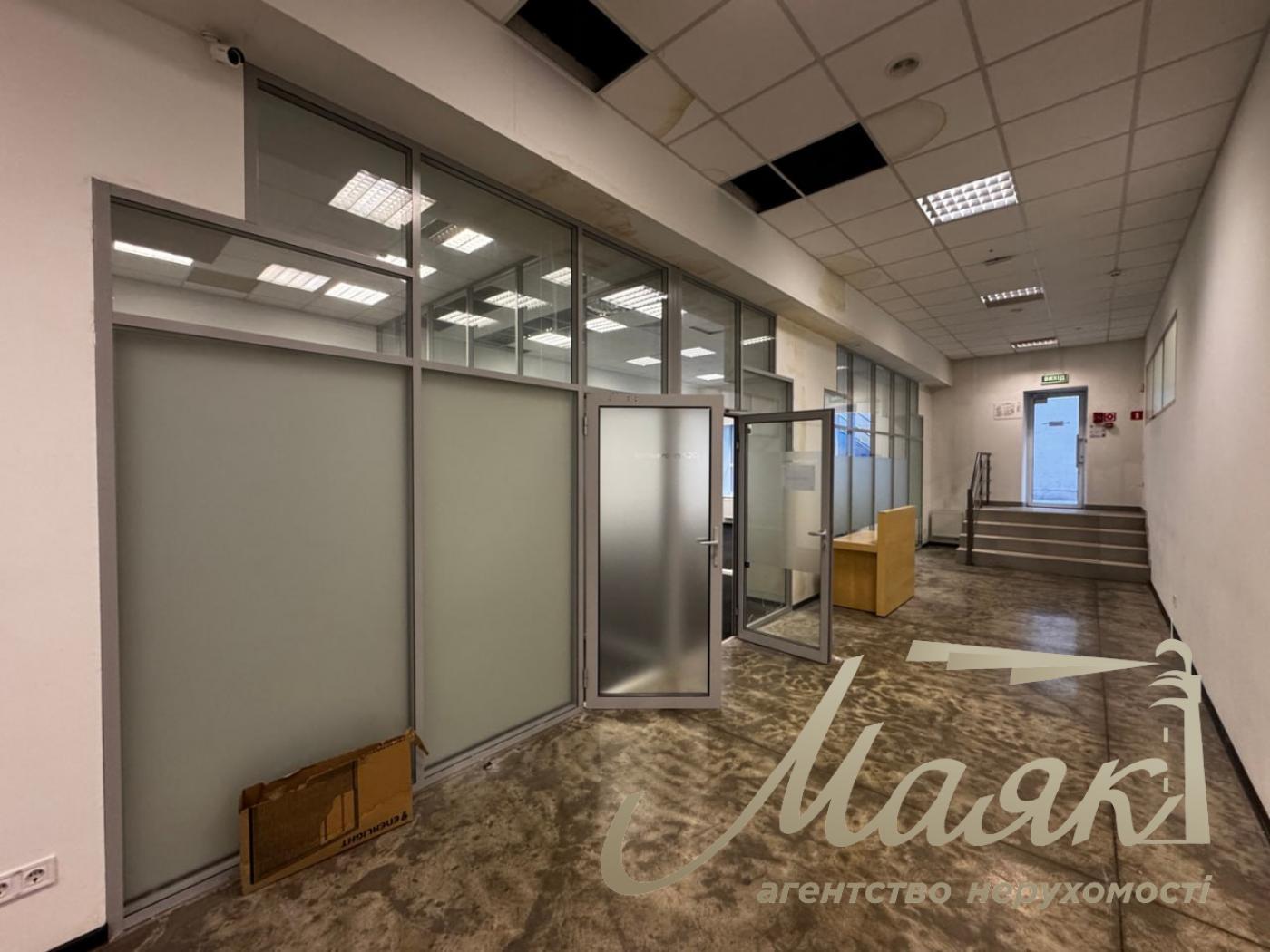 Оренда офісу 3 500м2БЦ Victoria Park, пер. Охтирський 7