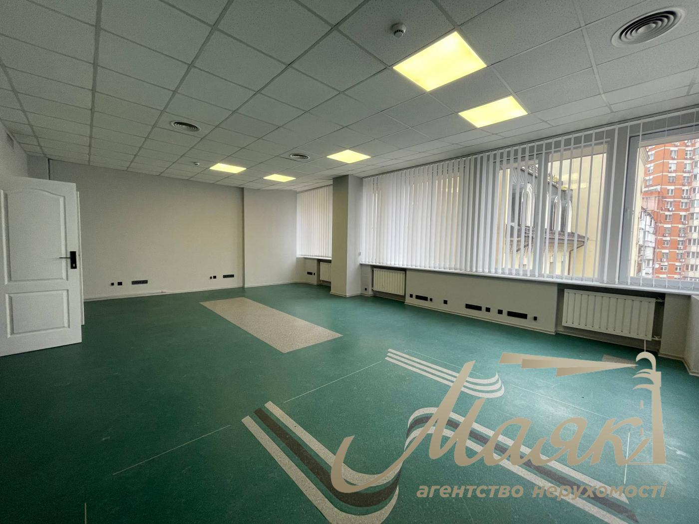 Оренда офісу 620м2 на Печерську вулиця Лєскова 9 біля метро Печерська