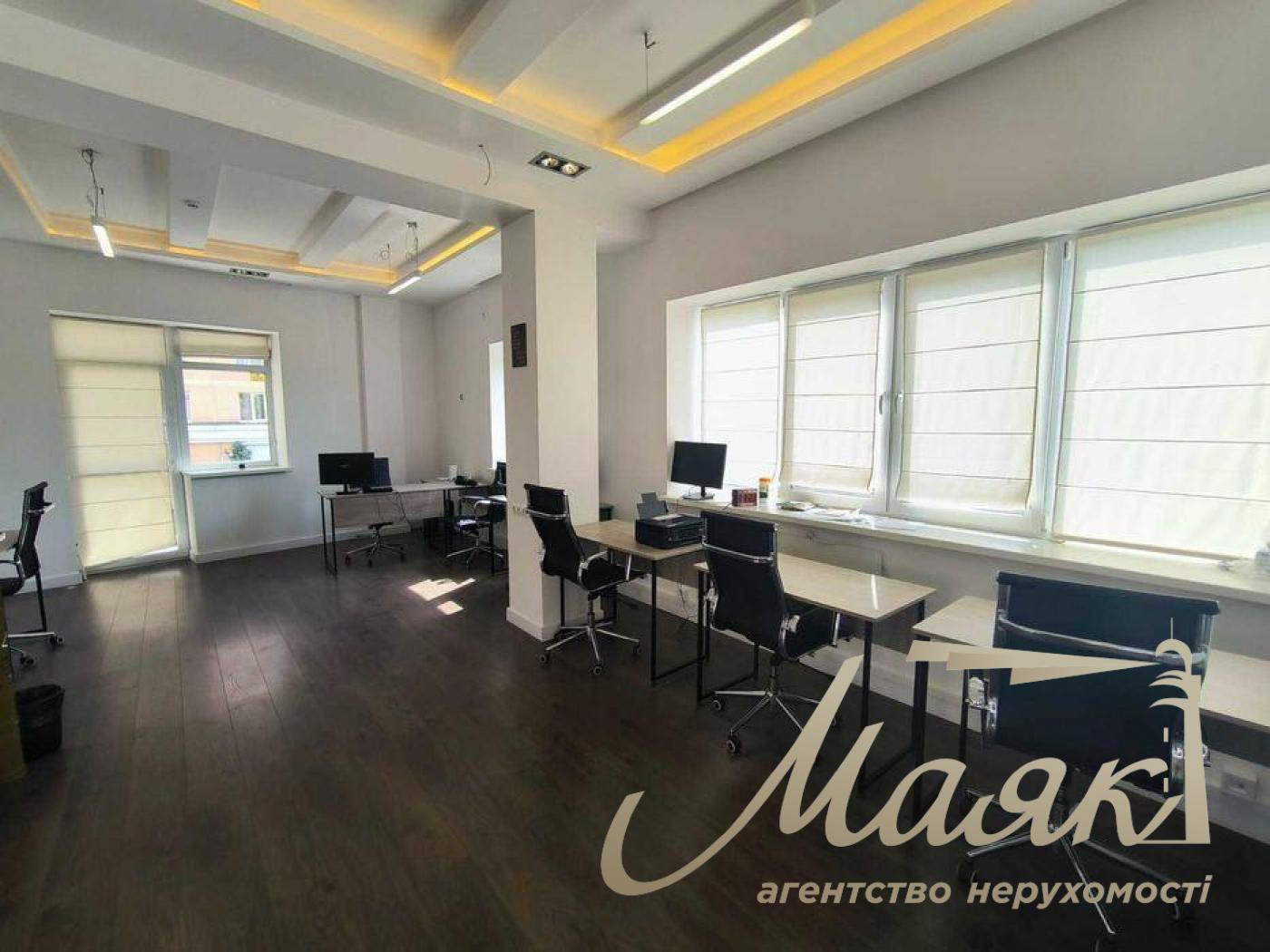 Office for rent 96m2 on Barbusa street 5-A, Olimpiyskaya Street