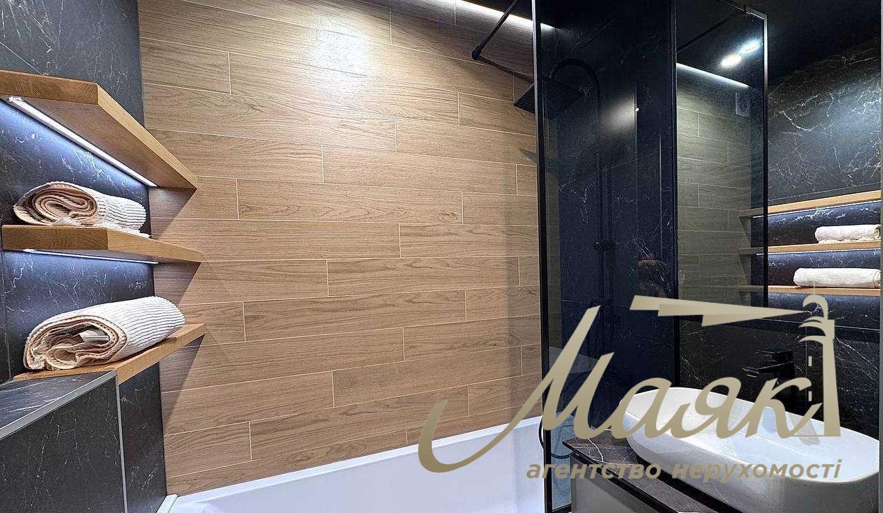 Оренда однокімнатної квартири (45м2) у ЖК "Файна Таун"