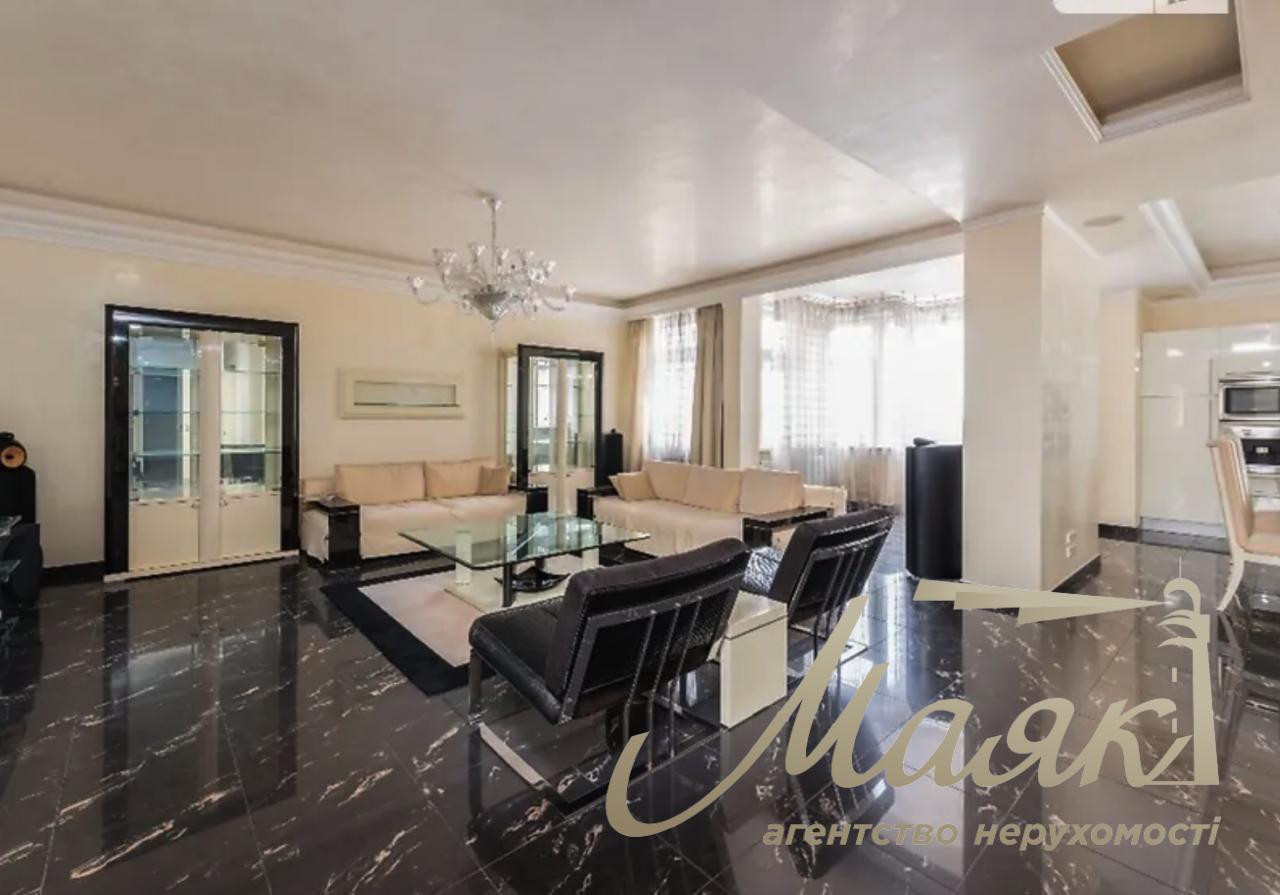 Sale of 4-room apartment Staronavodnitskaya 13 residential complex Volna