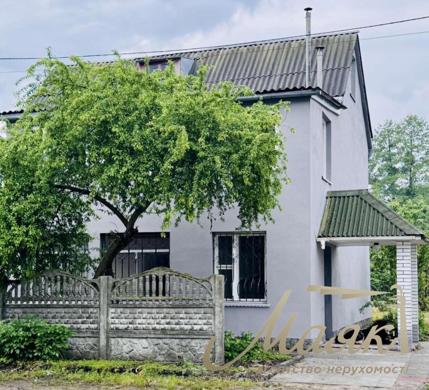 Продаж 2х-поверхового будинку з виходом до води 120м2 9 сотко землі Голосіївський район, Чапаєвка/Віта Литовська з виходом до води