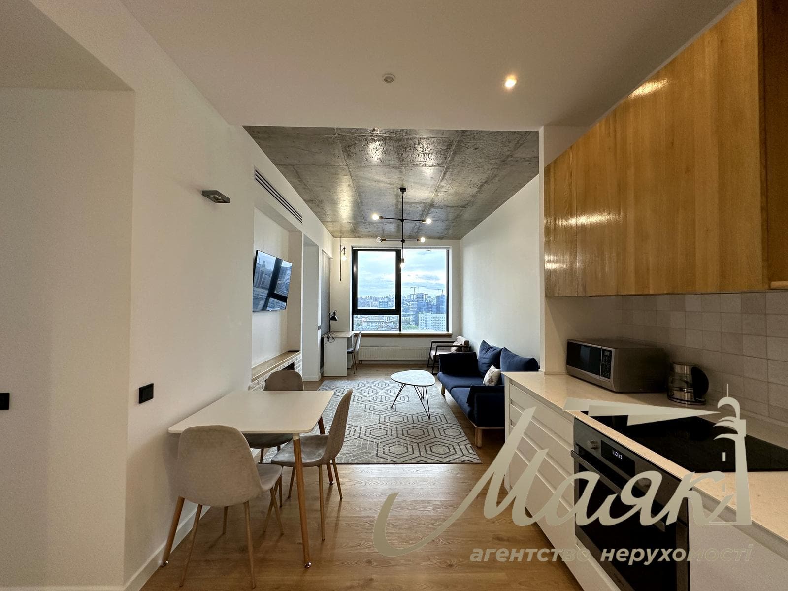 2-Bedroom Apartment for Rent in the Tetris Hall Residential Complex, Delovaya Street