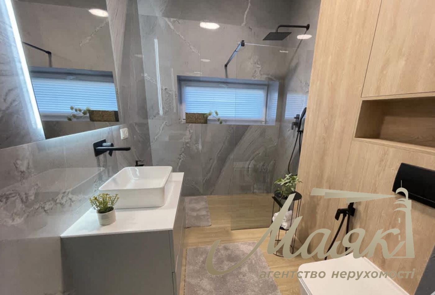 Продажа дома 305м2 в КГ "Новая ходосовка"с.  Ходосовка, Киево-Святошинский район