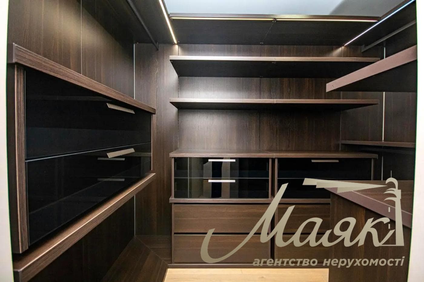 Продажа видового пентхауса с террасой 330м2 в ЖК Оазис, на Оболонской набережной (пр-т Владимира Ивасюка, 8), рядом с Парк «Наталка», Оболонский район