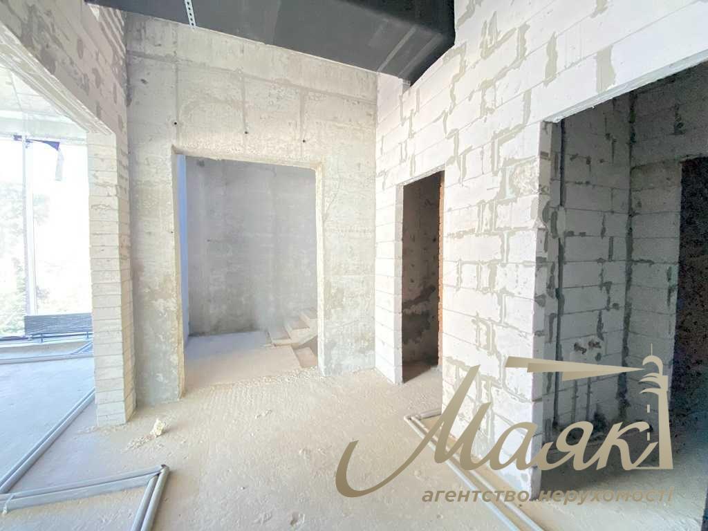 Аренда коммерческого помещения 2 200м2 ул.Протасов Яр 10, Соломеснкий район.