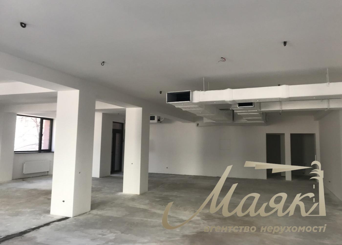 Аренда офиса 486м2 ул. Саксаганского 53/80, Центр