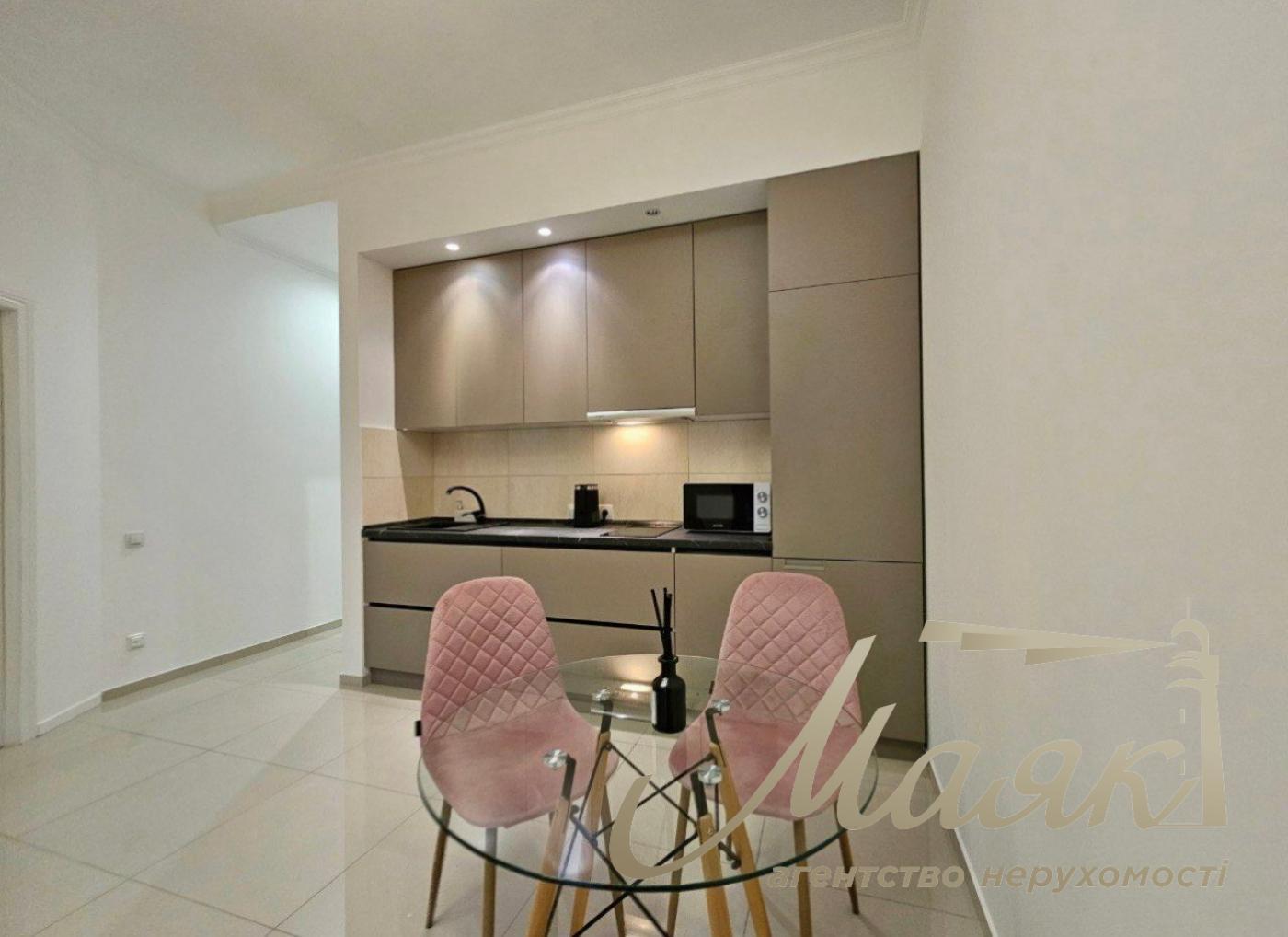 Sale of a 2-room apartment in residential complex 38 Zhemchuzhina.