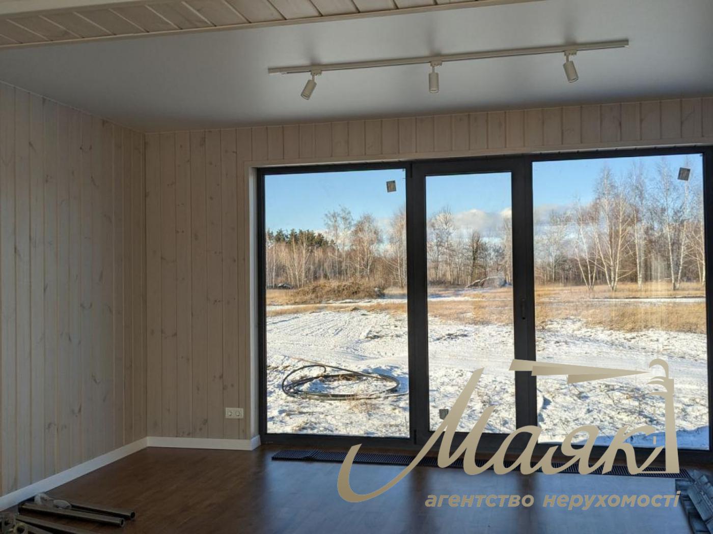 Sale of a country house 76 sq.m. Plot 6 acres. Vishnevoe, Nemeshaevo village. Near the lake.