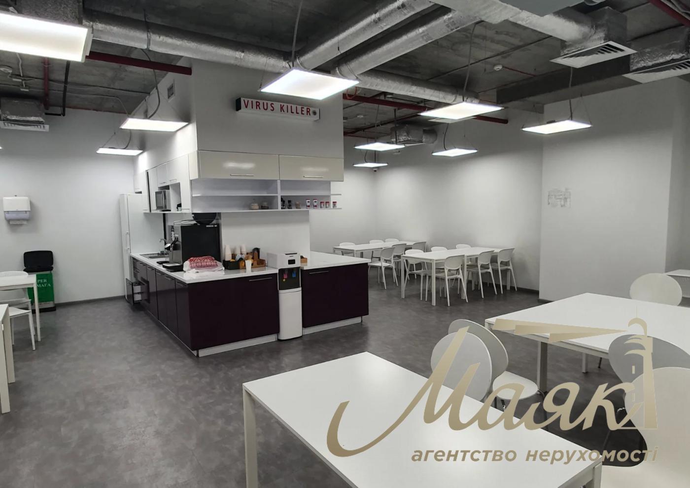Office for rent with renovation 1294m2, BC Astarta, Podol