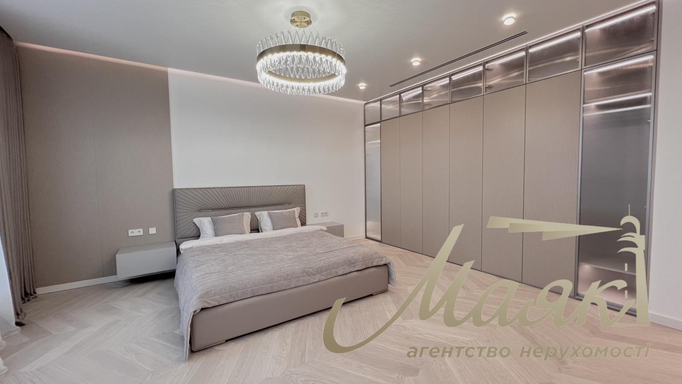 Продажа 4к пентхауса, 184м2, с ремонтом ЖК Владимирский