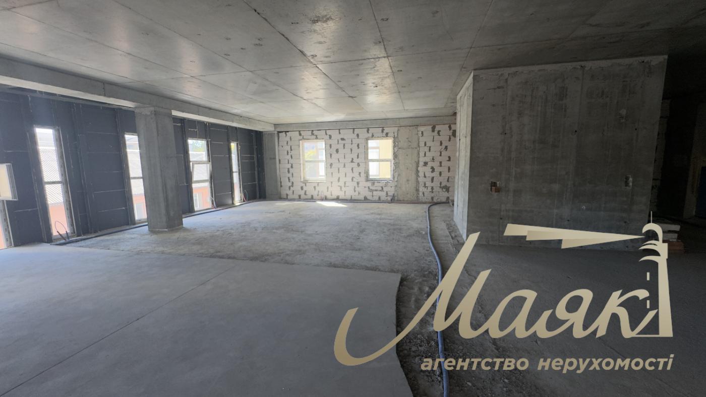 Office for rent 560 m2 on Grigory Kochura str., Solomensky district.