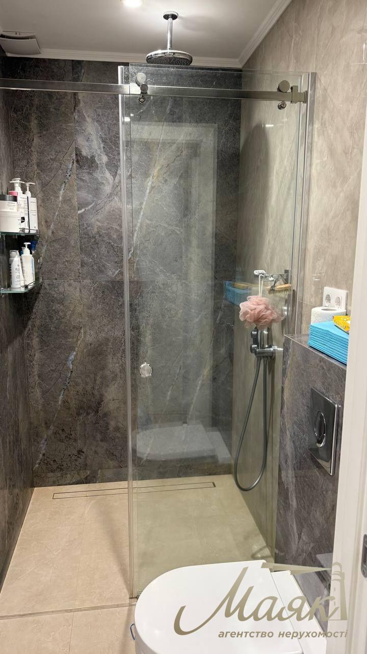 Оренда будинку 115м2 з басейном у КМ Міжріччя